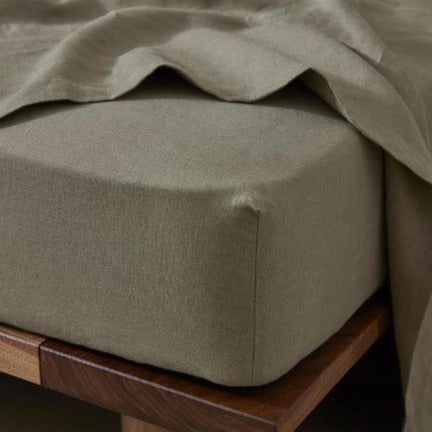 Ravello French flax linen sheets in soft neutral tones