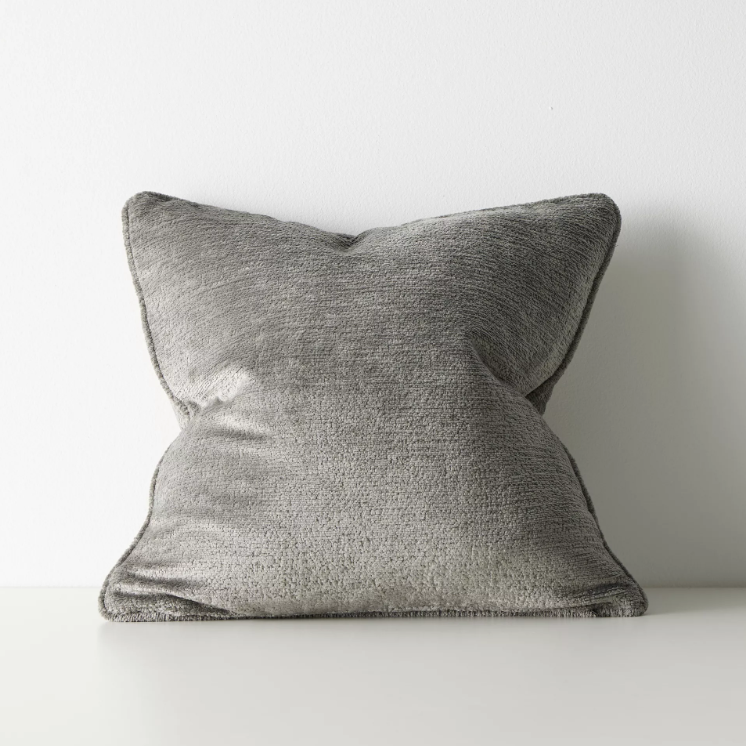 Shop the Tempo 50x50cm cushion – a chunky chenille design with piped edge, providing softness, texture, and understated contemporary elegance.