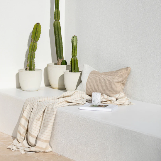 Handwoven lumbar cushion made from recycled PET yarn
