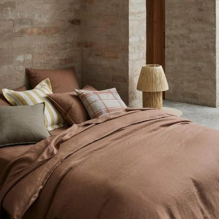 High-quality French linen sheets in multiple sizes