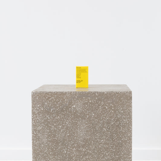 Hand holding the Goats Milk & Mānuka bar