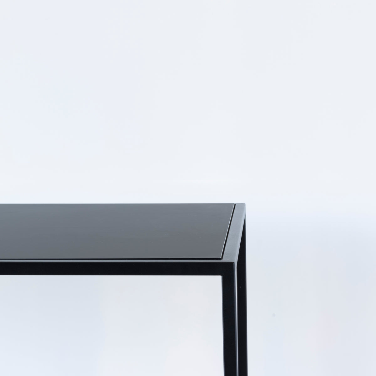 Modern Nero Range table for stylish dining spaces