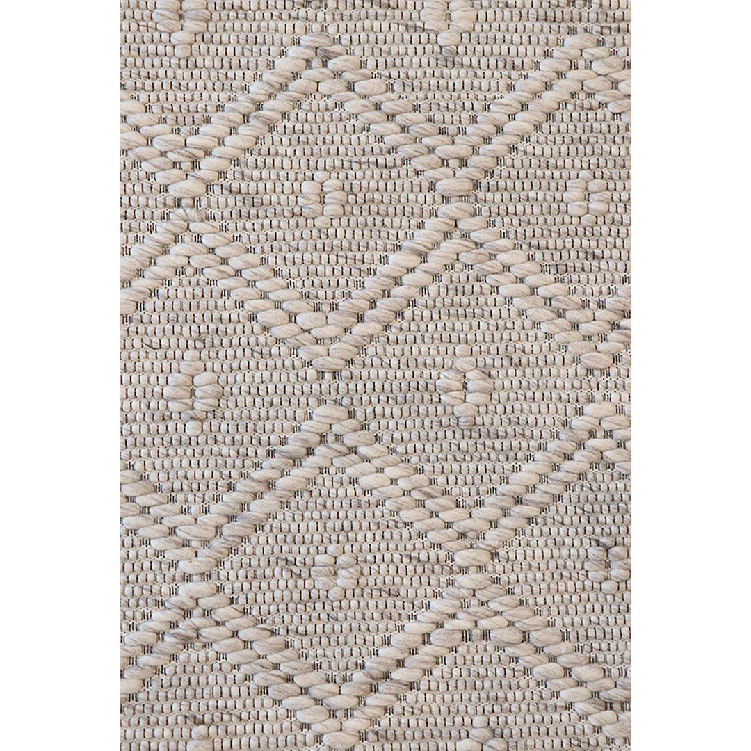 Flatweave wool-cotton rug with subtle pattern