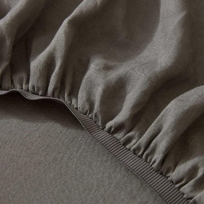 High-quality French flax linen sheets available in all sizes