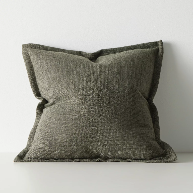 Shop the Figlio 50x50cm cushion – a chunky woven linen-look design with feature flange, perfect for layered styling or as a statement accent in your home.