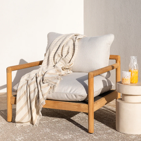 Banksia Throw in soft neutral tones for indoor and outdoor spaces