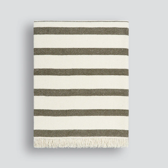 Textured Banksia Throw for relaxed, versatile living