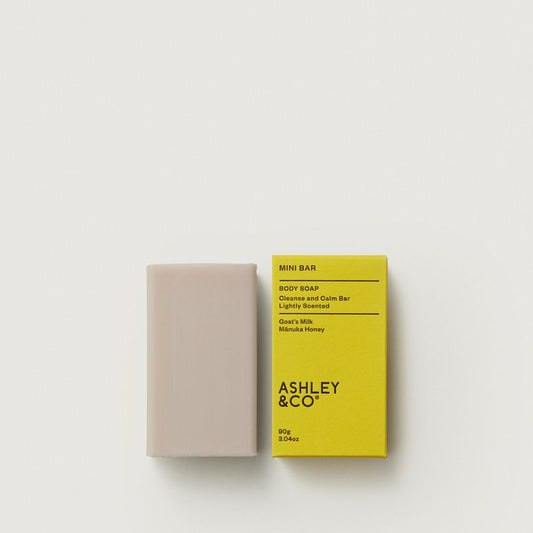 Goats Milk & Mānuka Cleansing Bar front view