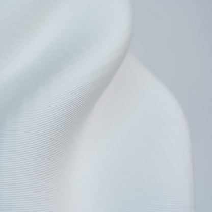 Discover the Bella Small Vase in white – a contemporary 3D printed ceramic piece with a sculptural silhouette, perfect for modern styling and decorative displays.