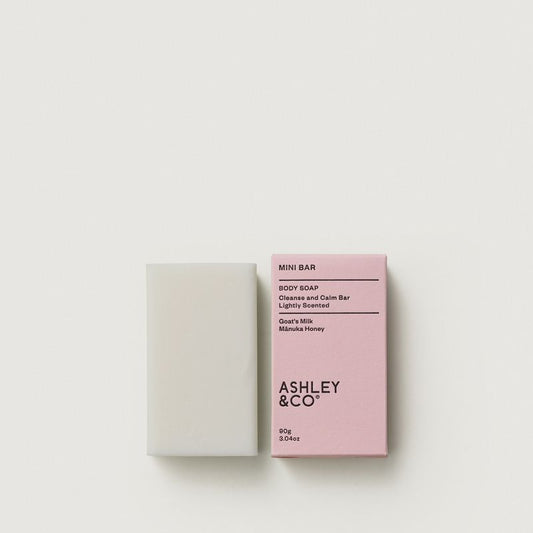 Goats Milk & Mānuka Cleansing Bar front view