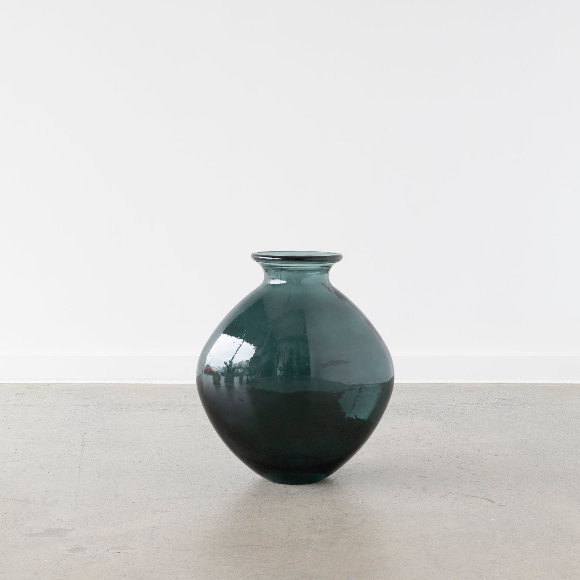 Elliptical recycled glass vase in Myrtal Green front view