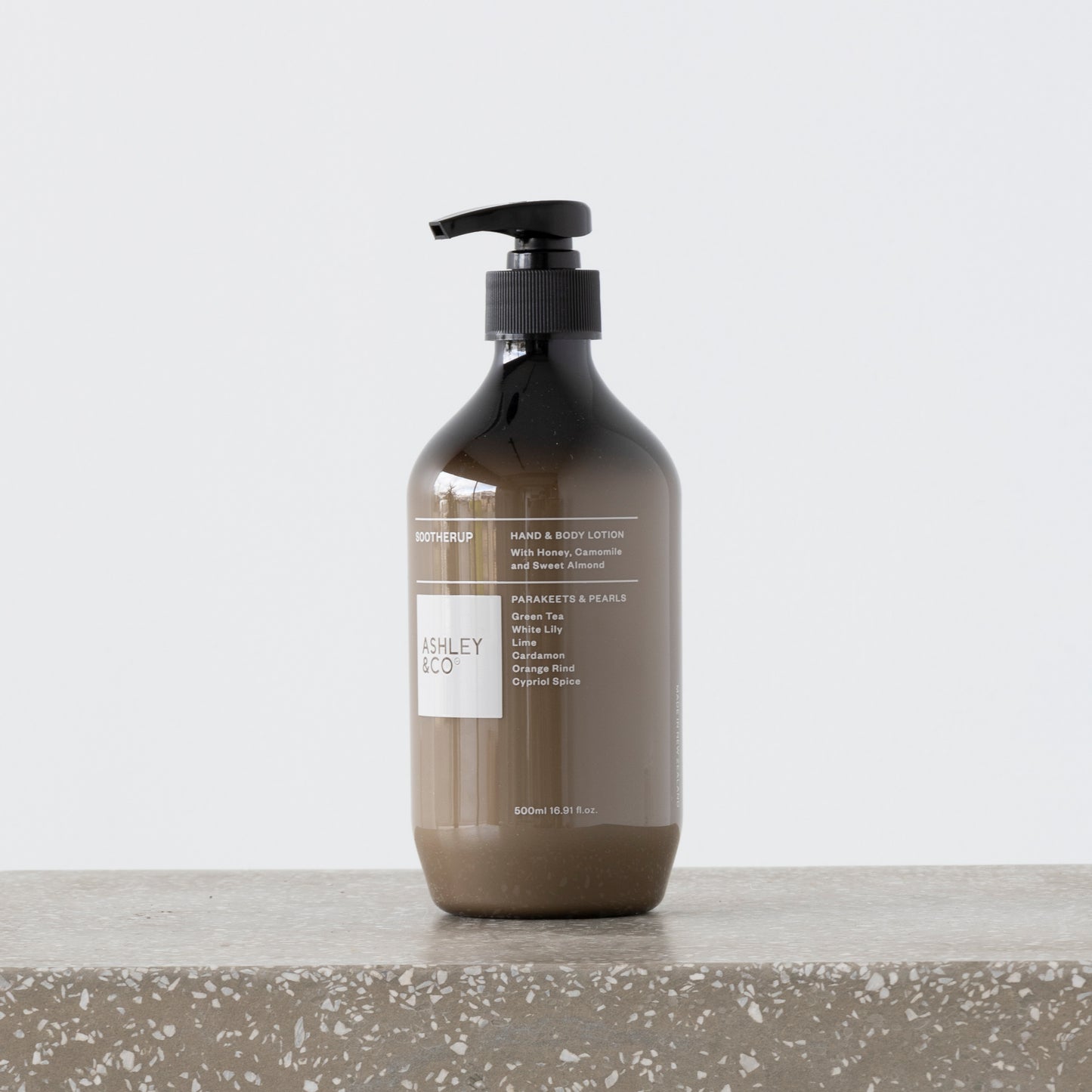 Sootherup hand and body lotion – Green Tea and White Lily fragrance