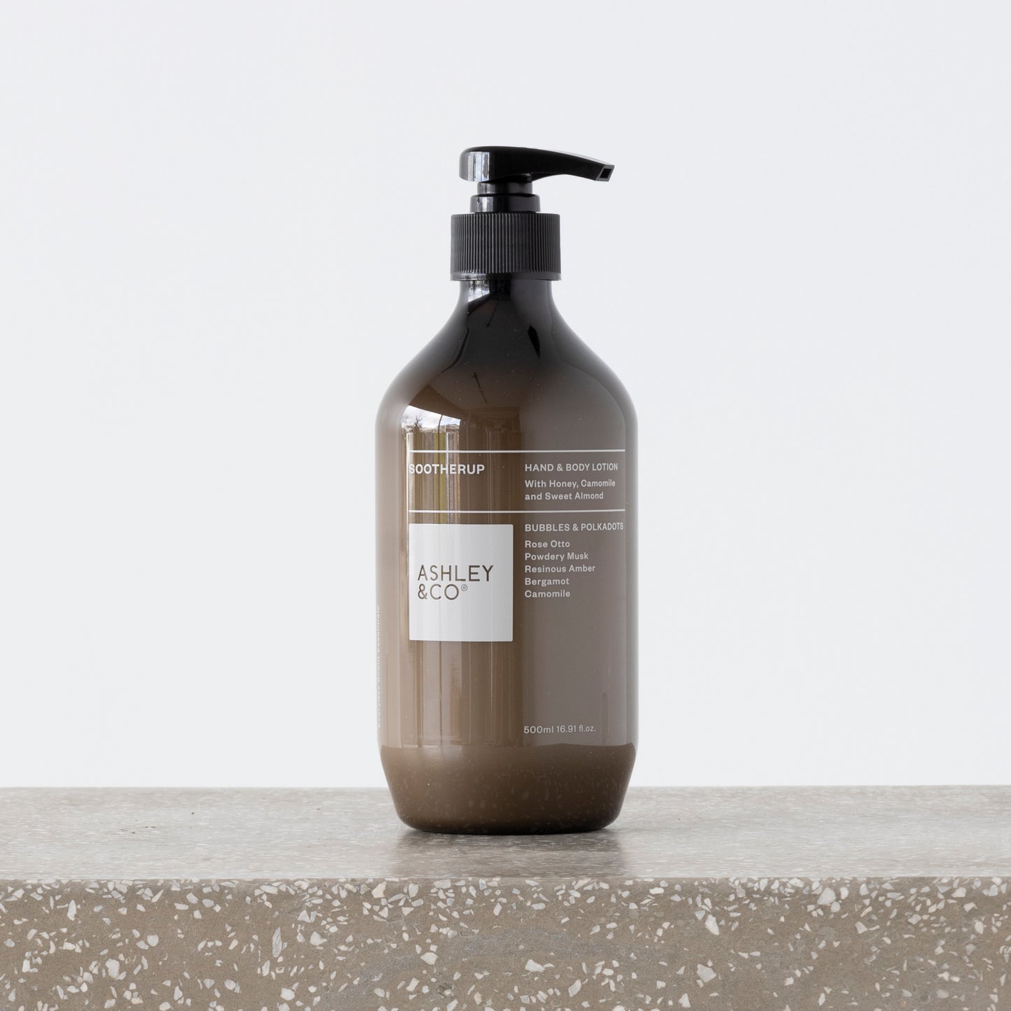 Daily body care ritual with Sootherup lotion