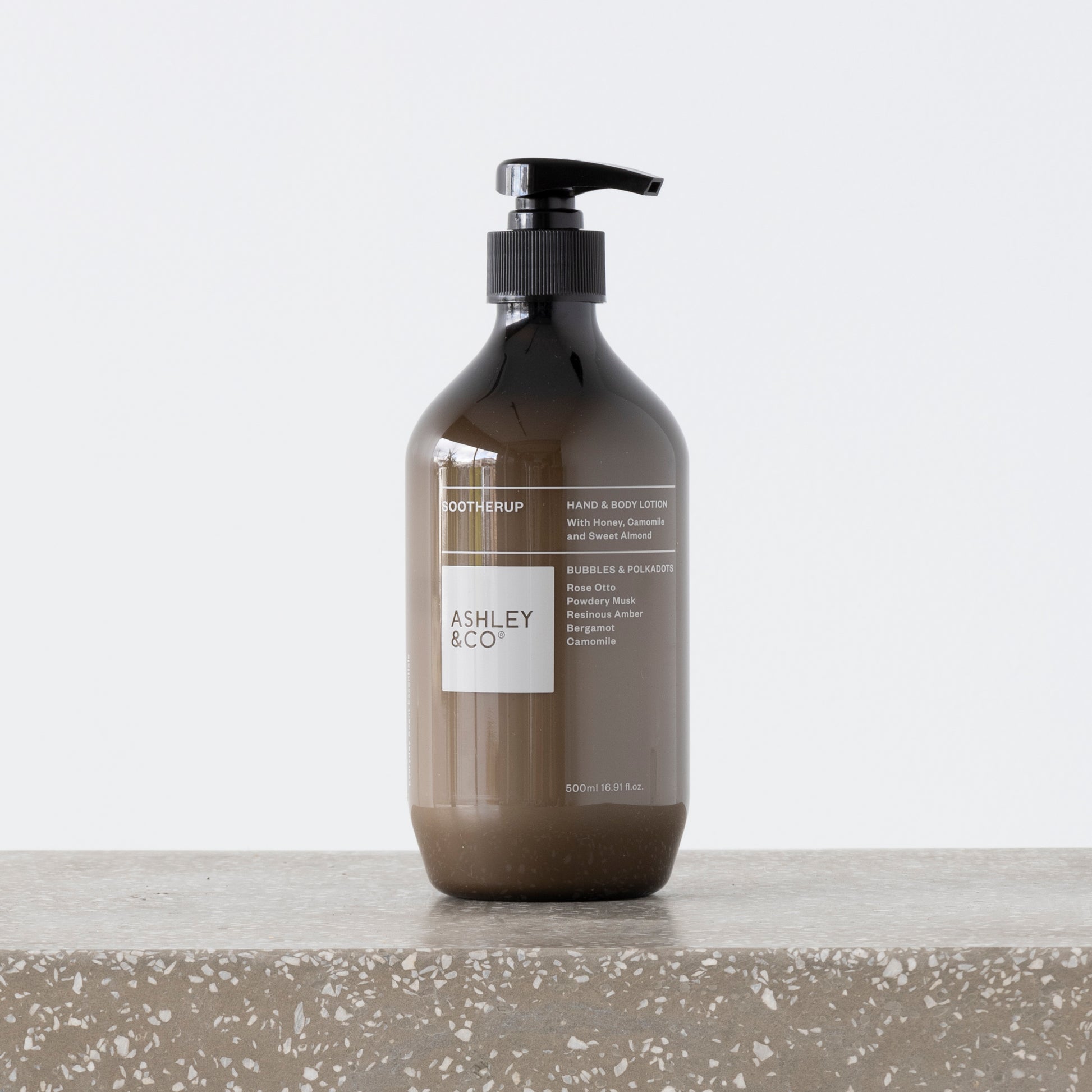 Daily body care ritual with Sootherup lotion