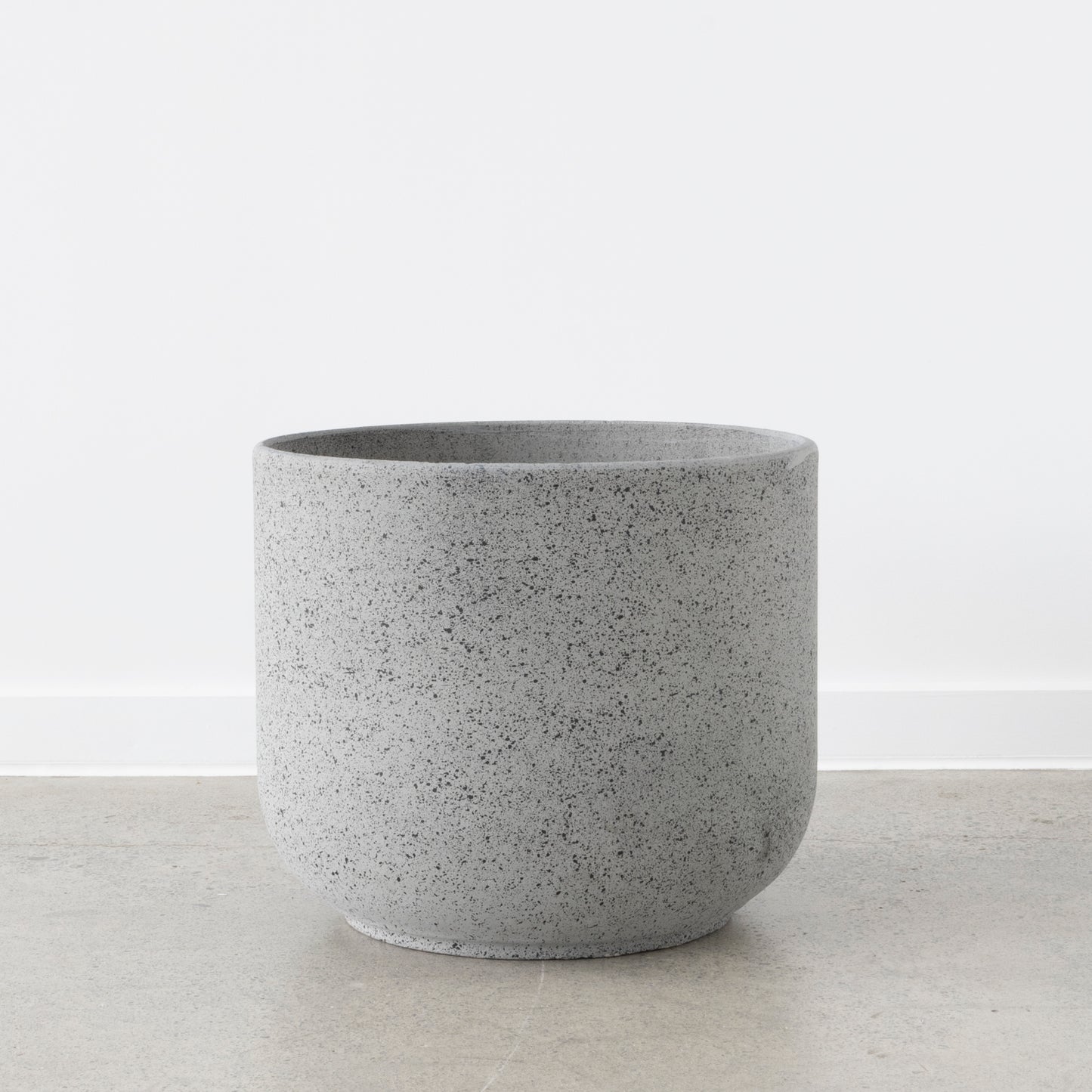 Rustie Pot - Grey