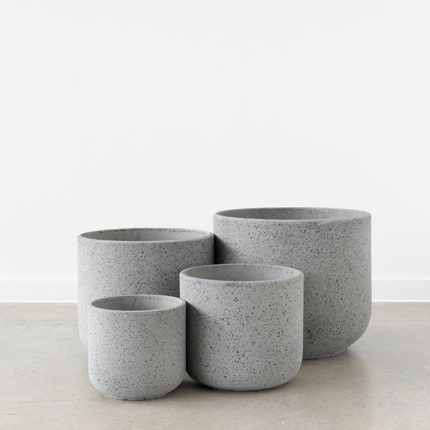 Rustie Pot - Grey