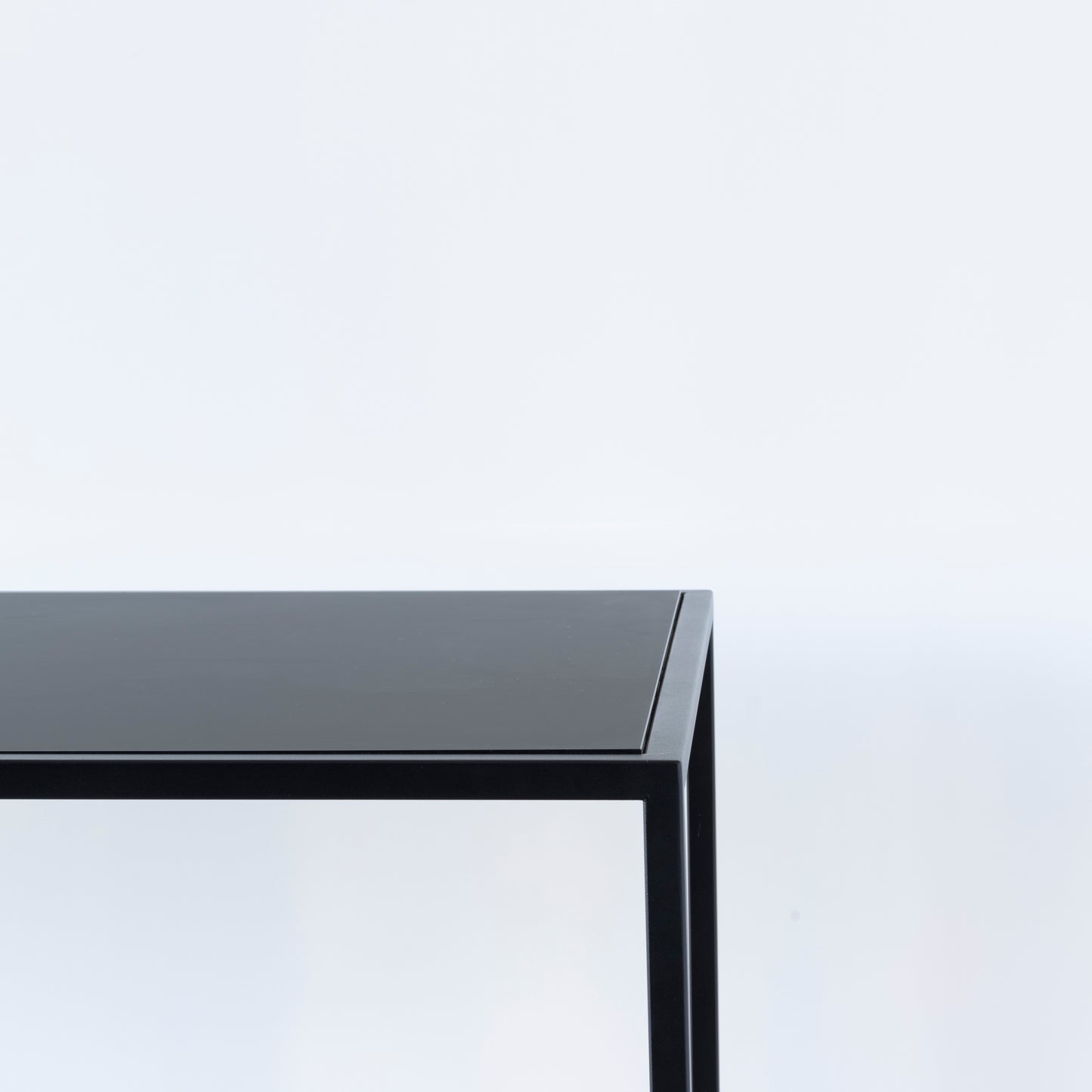 Modern Nero Range table for stylish dining spaces