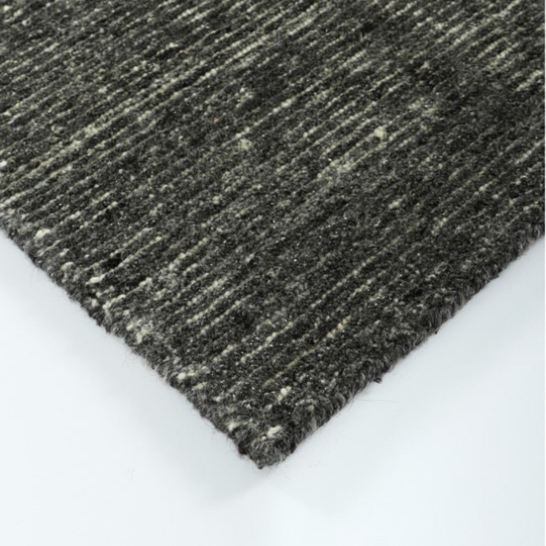 Minimal linear pattern wool area rug
